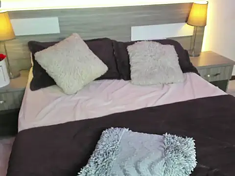ZarahFoxx Chat XXX in diretta