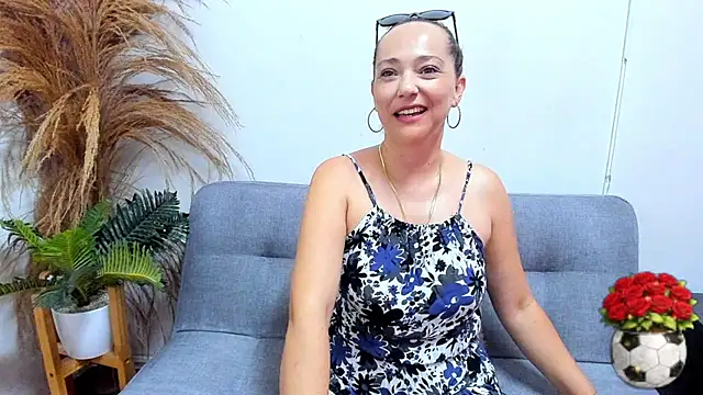 KahiaSmith's Live XXX Chat