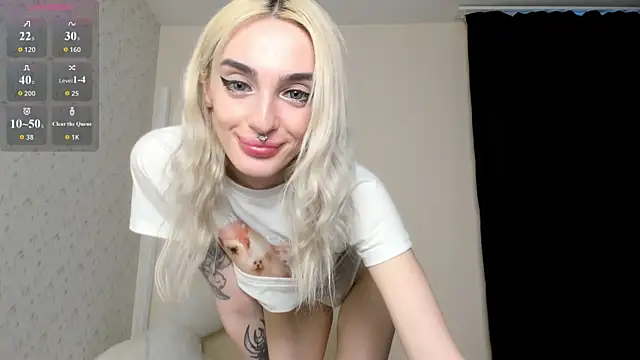 צ'אט XXX בשידור חי של succubantra
