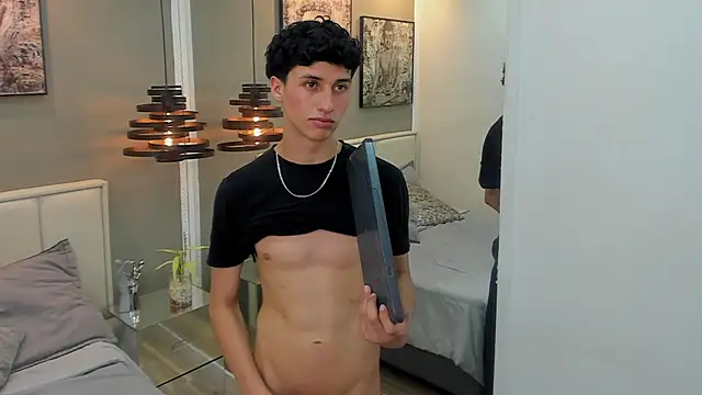 Chat XXX Live thom_ames