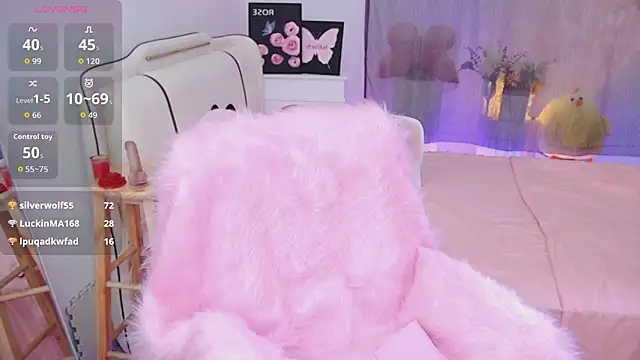 Živý XXX chat Luckmia333