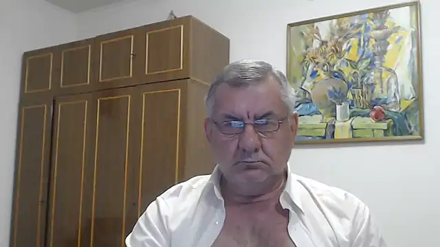 Онлайн чат XXX machomale3