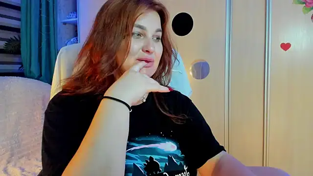 CoraSwon live XXX chat