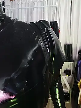 LatexDevil_Blondie Live XXX-Chat