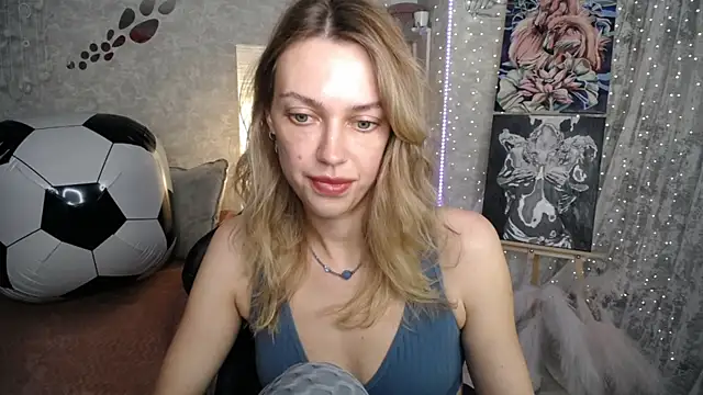 NickyAdamidi – Naživo XXX chat