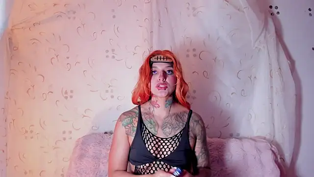 KuraiBi élő XXX-chatje