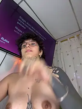 Abby_Evanns1 – Naživo XXX chat
