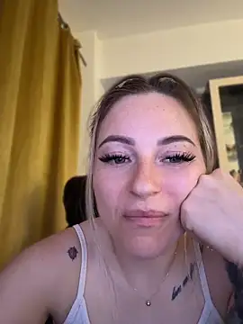 Rania_Stitch Chat XXX live