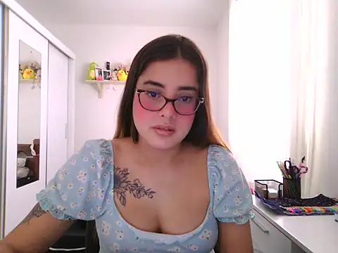 maliamiller – Naživo XXX chat