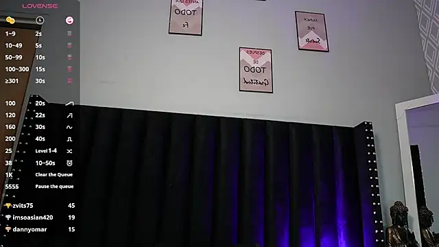 mamaneedsfunn Live XXX chat