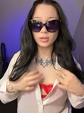 KRASOTKA_LIYA – Naživo XXX chat