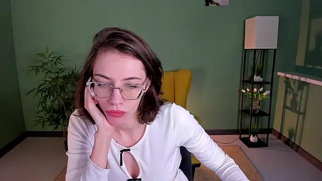 Chat +18 de eva_sicret ao vivo