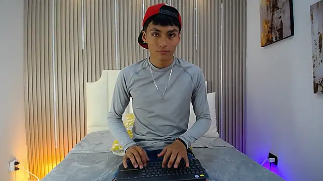 AdrianStark_ Webcam Show