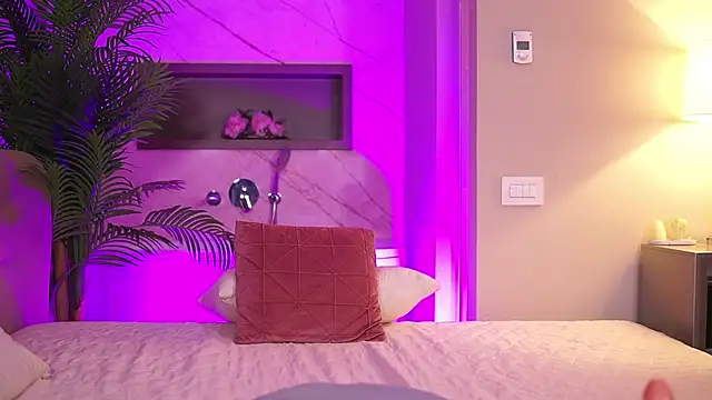BiancaCain – Naživo XXX chat