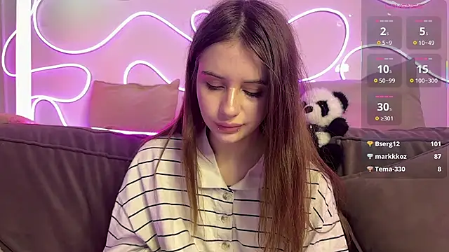 evvaavve Chat XXX live