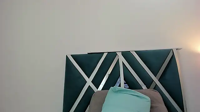 Nicoll_89's Live XXX Chat