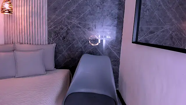 XXX chat uživo modela Luciana_Bloom