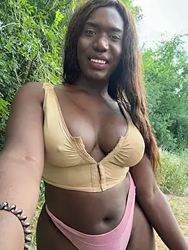 blackhotpartyts – Naživo XXX chat