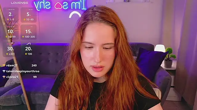 دردشة ChloeAster الجنسية المباشرة