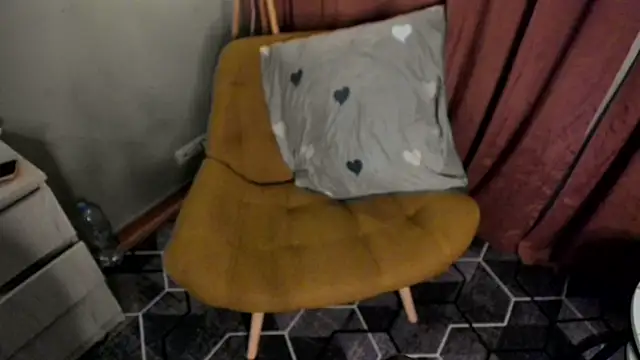 Živý XXX chat PocketDollX