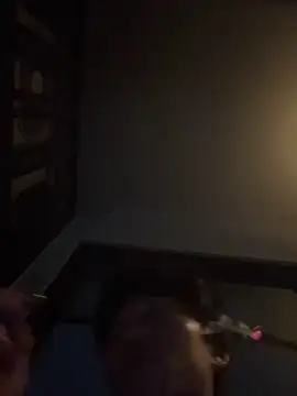 YourBadboy718 在線直播表演