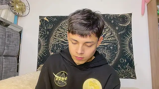 Andy_Belier23 Obrolan Langsung XXX