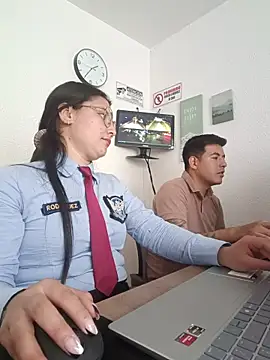 Queen_linda1 – Naživo XXX chat