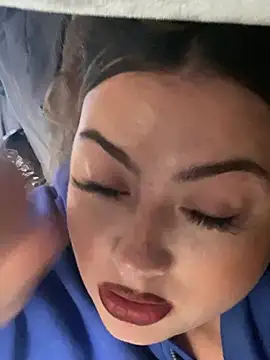 Živý XXX chat MadelineLeah