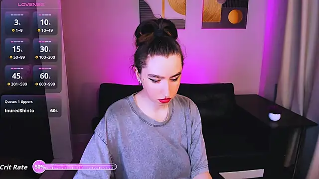 Lily_xBabe Adlı Modelin Canlı XXX Sohbeti