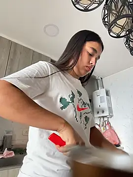 I_Samanthaa Adlı Modelin Canlı XXX Sohbeti