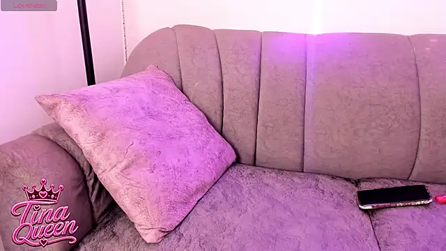 _Tinaqueenn Live XXX chat