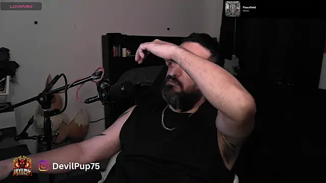 DevilPup75_ Chat XXX in diretta