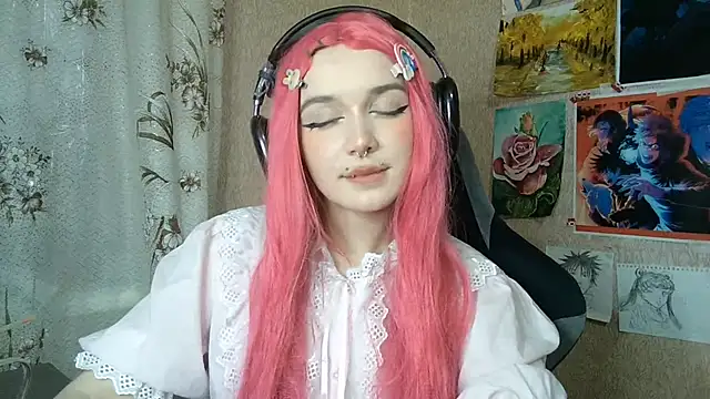 Chat +18 de MilaTyan ao vivo