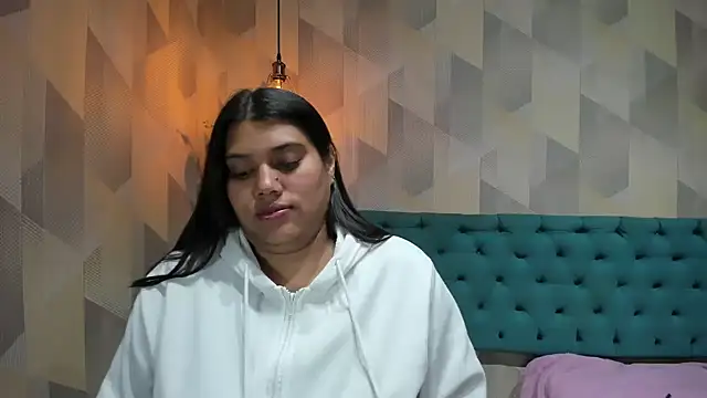 LindaBreeS' Live XXX Chat