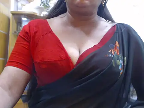 Maisa-130's Live XXX Chat