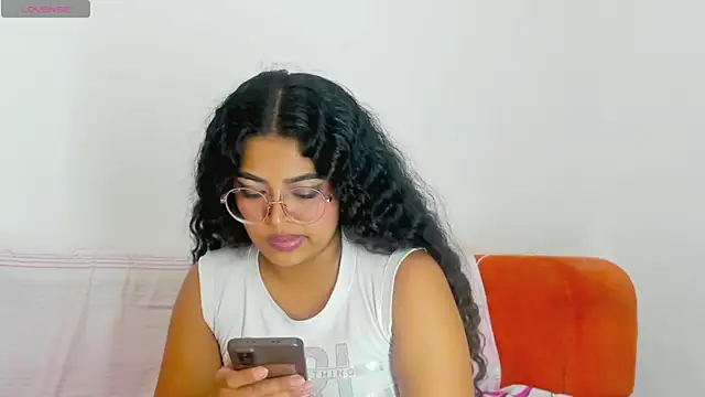 XXX chat uživo modela moana_taylor