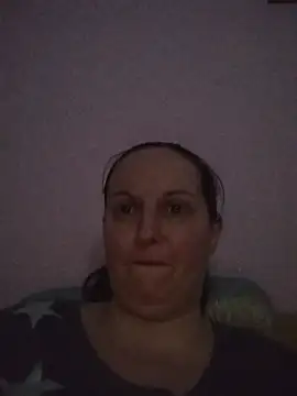 BustyLadyAlma's Live XXX Chat