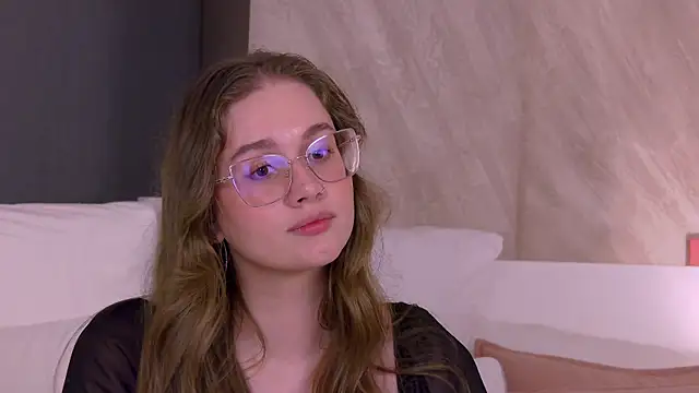 EllieHayes' Live XXX Chat