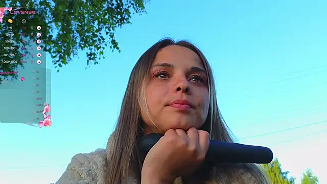 Misss_Vikk: онлайн-секс-чат