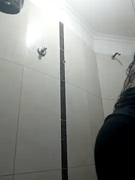 Chat +18 de rous_sexyts ao vivo