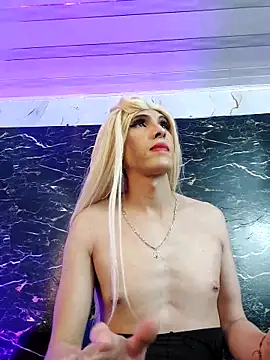 crislingery_dolli élő XXX-chatje