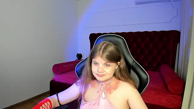 ChloeHalses Chat XXX in diretta