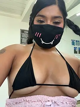 Onlypawzz – Naživo XXX chat