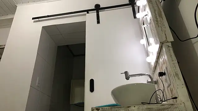 victor_chatのライブXXXチャット