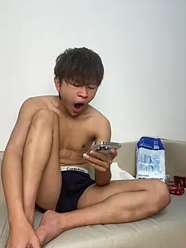 luo-77 即時 XXX 聊天
