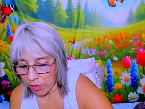 צ'אט XXX בשידור חי של indianroxy