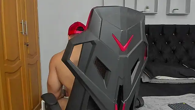 tyler_hank01's Live XXX Chat