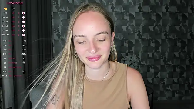 A_delina's Live XXX Chat