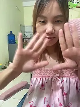 Vi_sexyy 现场XXX聊天