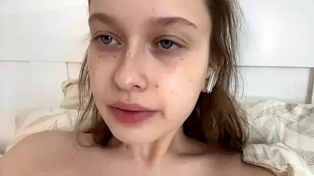 XXX chat uživo modela LoryMusetti